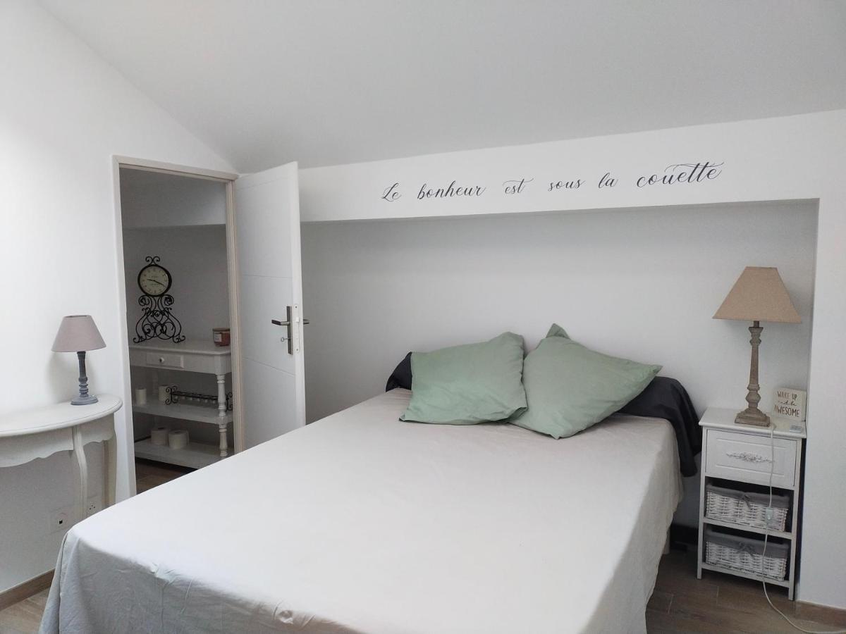 T2 De Standing Pres Du Port, Avec Terrasse Et Clim Apartment La Ciotat Bagian luar foto